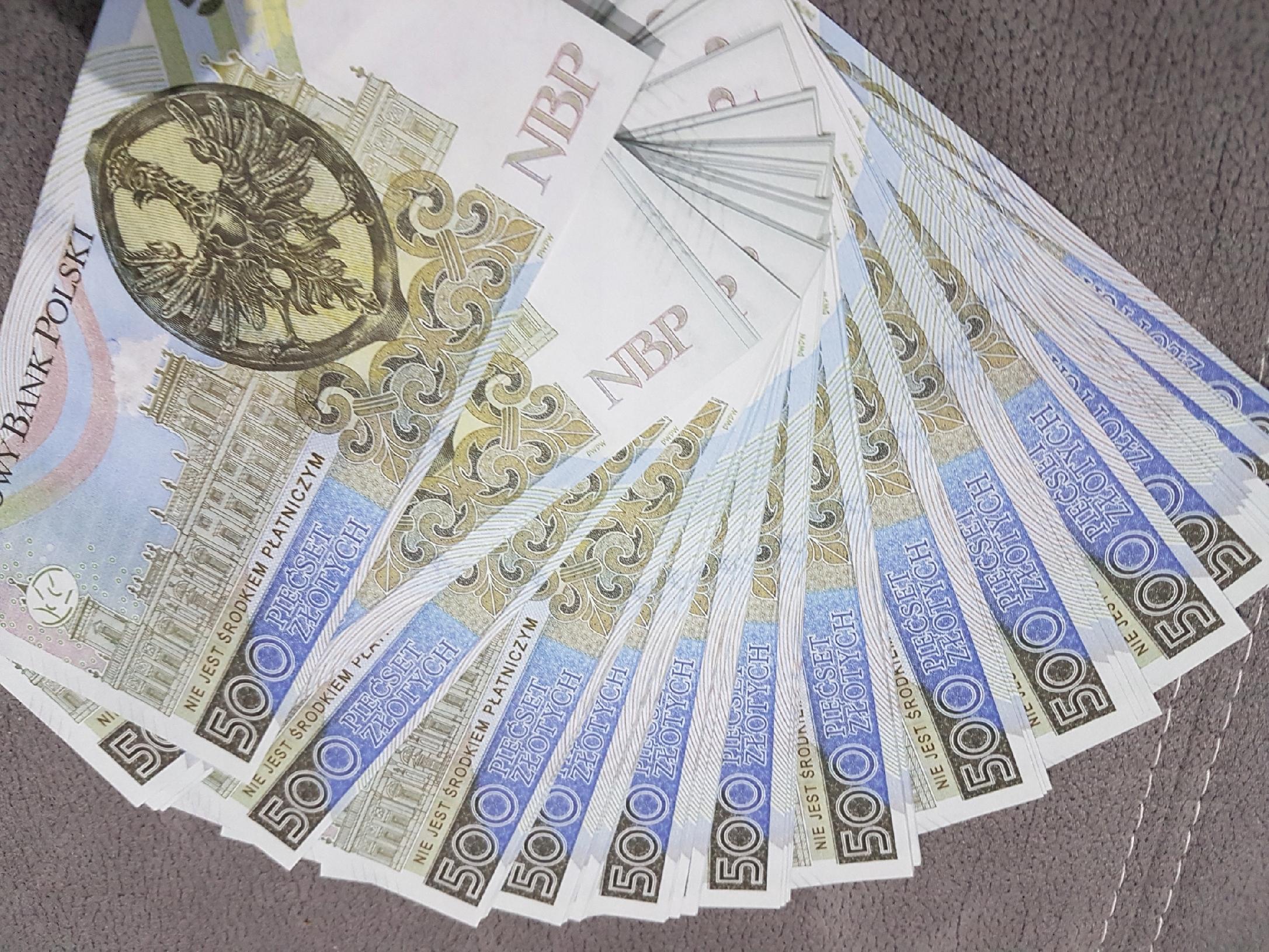 500złotych banknoty do zabawy i nauki plik 100szt+GRATIS 6 a2b952ec554ccd9b37ee34125f9974bb