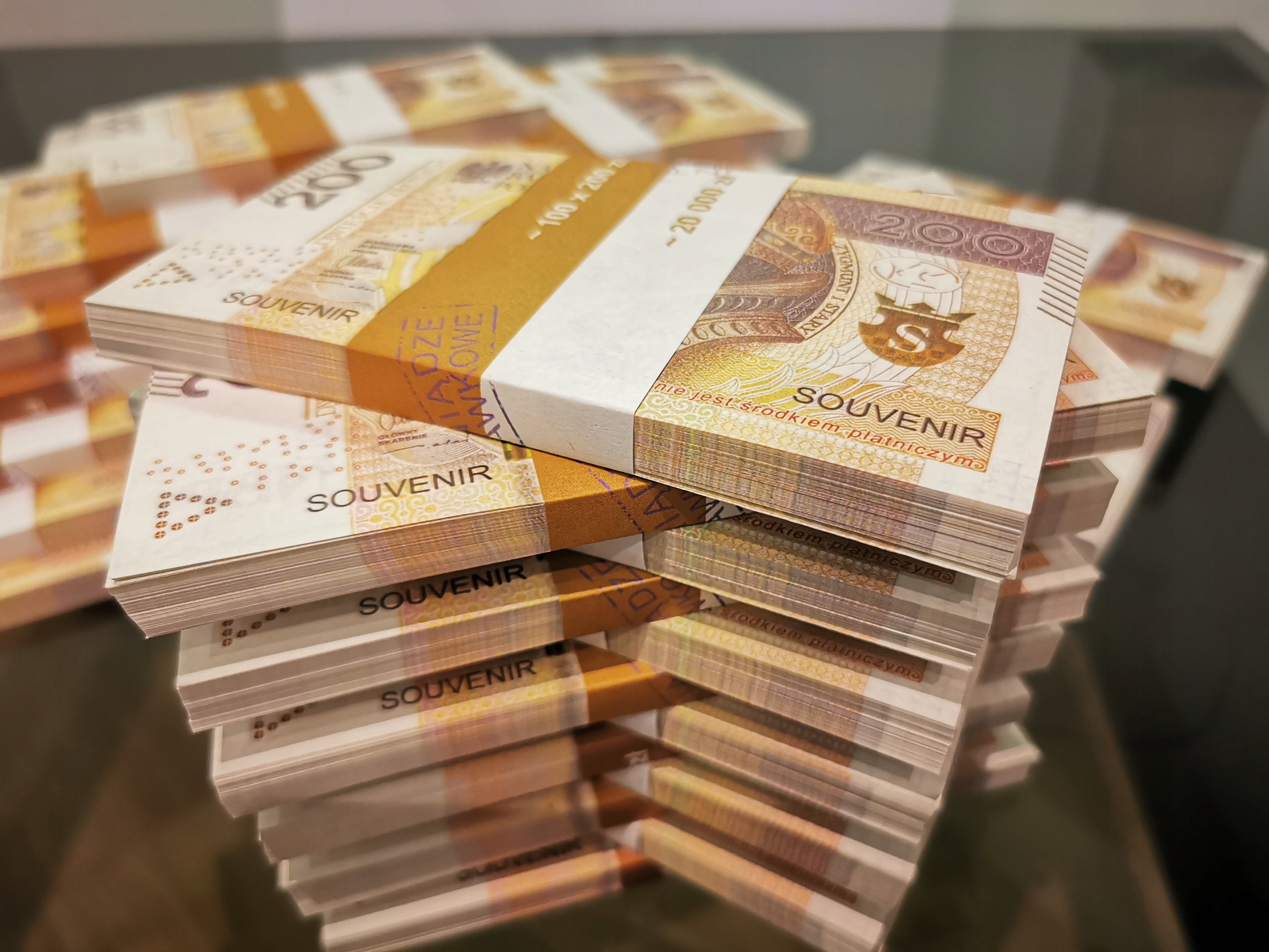 200złotych banknoty do zabawy i nauki plik 50szt 10 0847c8f872f86055b8018c6bcc957e00