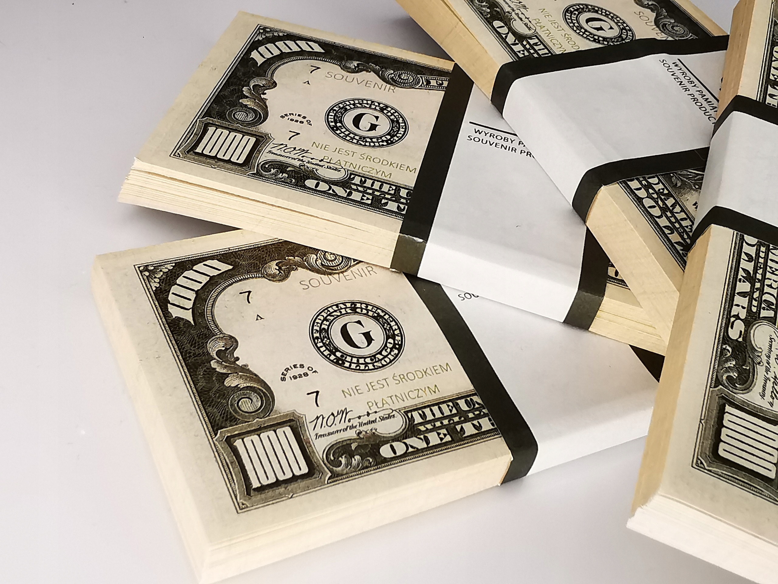 1000 dolarów banknoty do zabawy i nauki plik100szt+GRATIS 4 dfd1f2fecd1aa198247d5a38efdb7b53